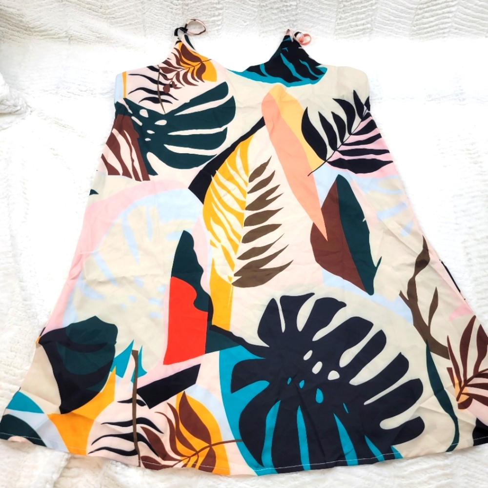 3/$12 SHEIN Botanical lightweight unlined dress